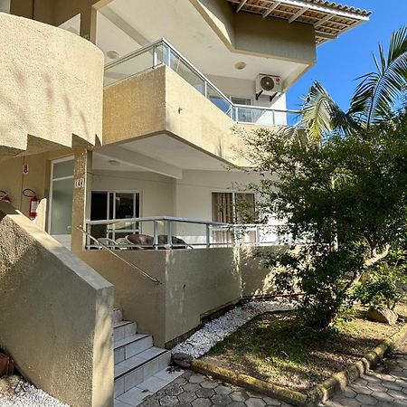 Apto Em Condominio No Centro De Bombinhas, Proximo Da Praia Zewnętrze zdjęcie