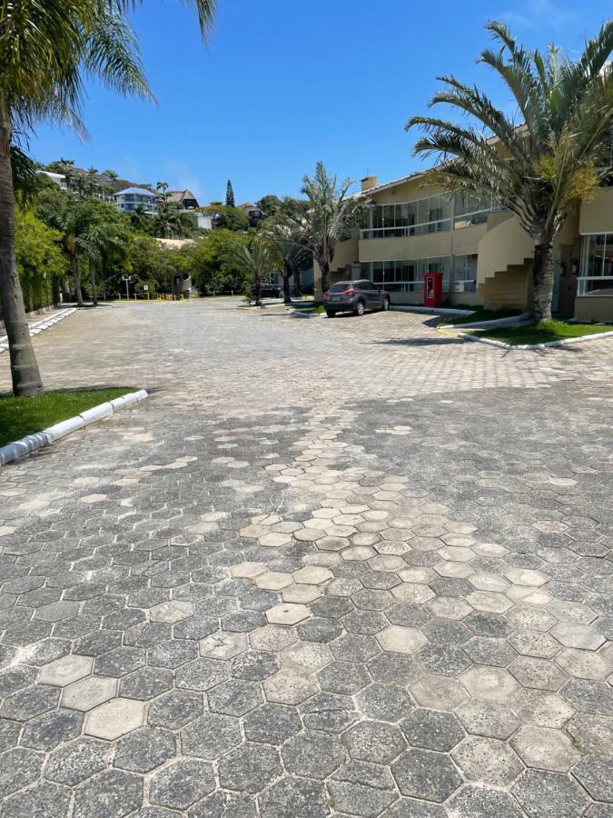 Apto Em Condominio No Centro De Bombinhas, Proximo Da Praia Zewnętrze zdjęcie
