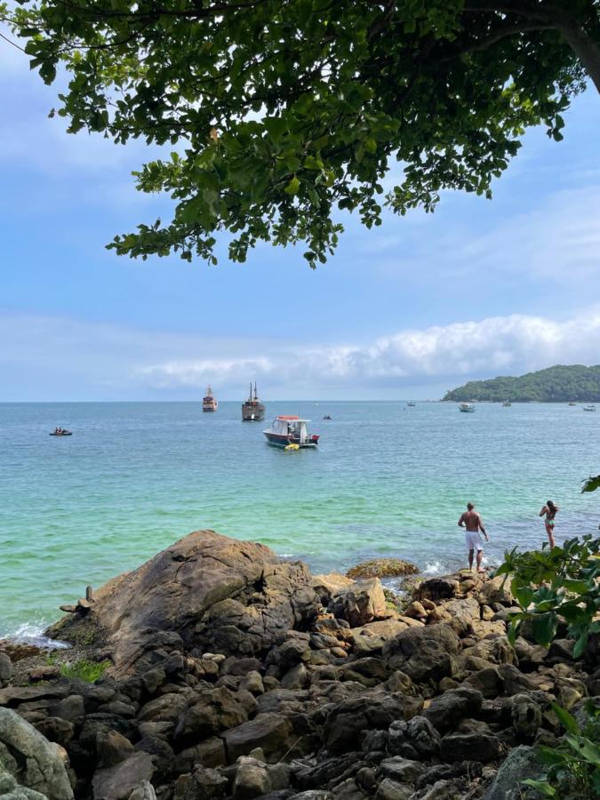 Apto Em Condominio No Centro De Bombinhas, Proximo Da Praia Zewnętrze zdjęcie