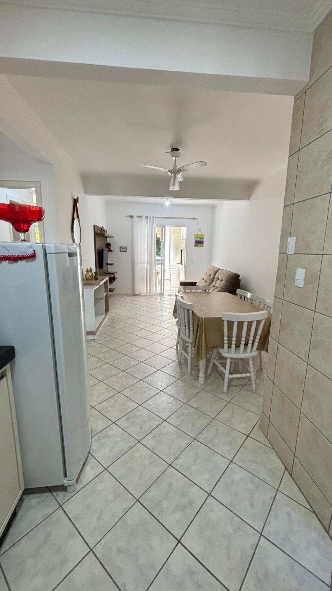 Apto Em Condominio No Centro De Bombinhas, Proximo Da Praia Zewnętrze zdjęcie